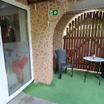 Сasa de vacaciones Savas 4 Private House With Parking 4*