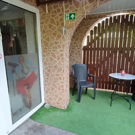 Apartment Aparthotel Savas 4 ,, Cosy House Billiard 