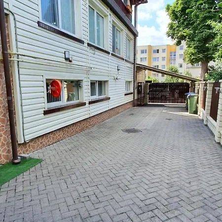 Savas 4 House With Billiard And Parking Butas Kaunas