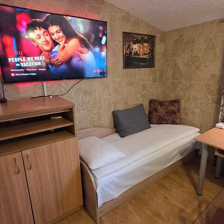 Aparthotel Savas 4 - Private House With Free Private Parking 4* Kaunas