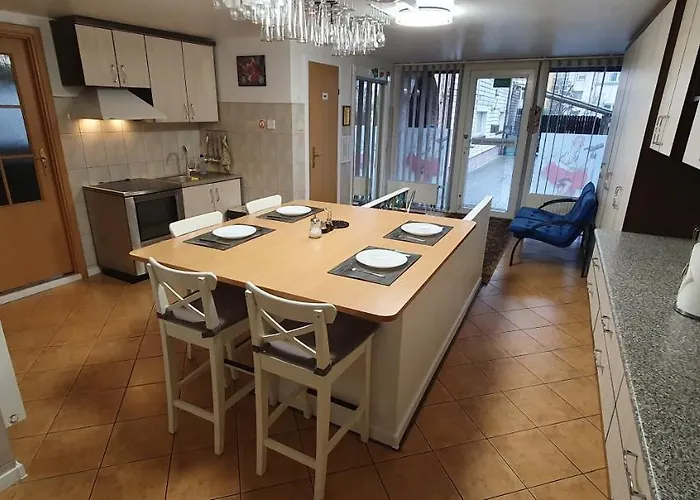 Savas 4 Private House With Parking