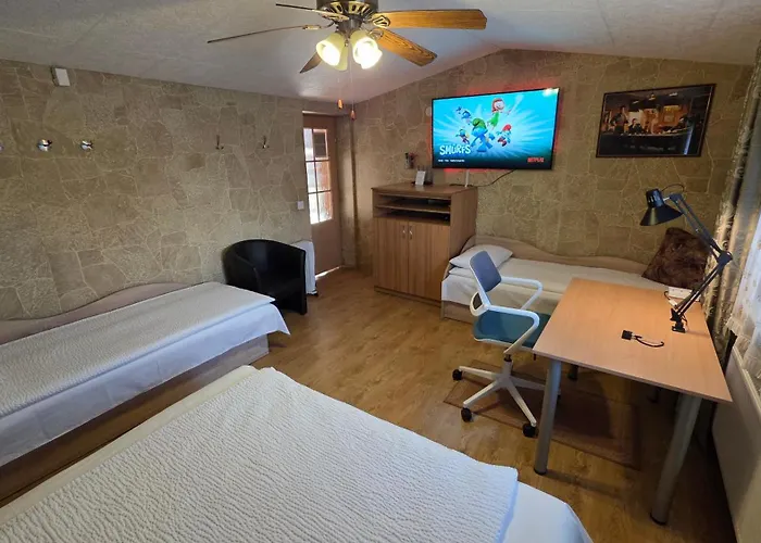 Savas 4 Private House With Parking Poilsio namai Kaunas